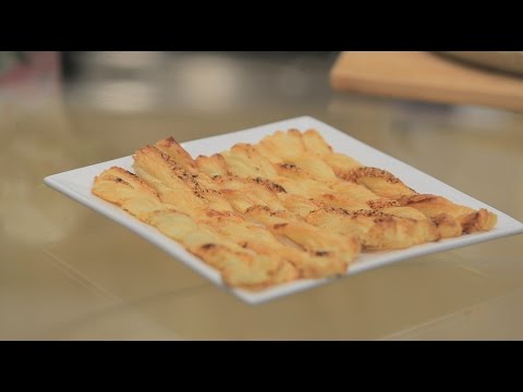 بالفيديو طريقة اعداد ومقادير أعواد الجبنة