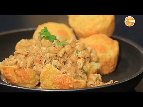 بالفيديو طريقة اعداد ومقادير بسكوت بالجبنة والذرة  دجاج جرافي