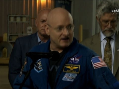 astronaut scott kelly back