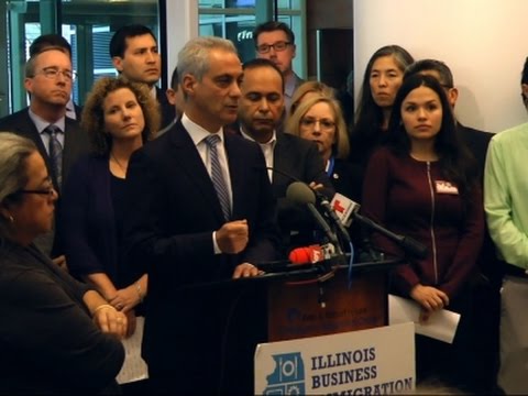 mayor chicago to remain a sanctuary city