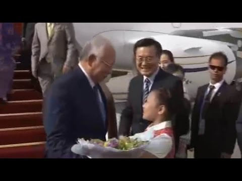 malaysian pm razak arrives in beijing