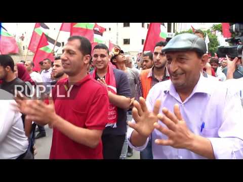 state of palestine gazans hold trump effigy at gunpoint