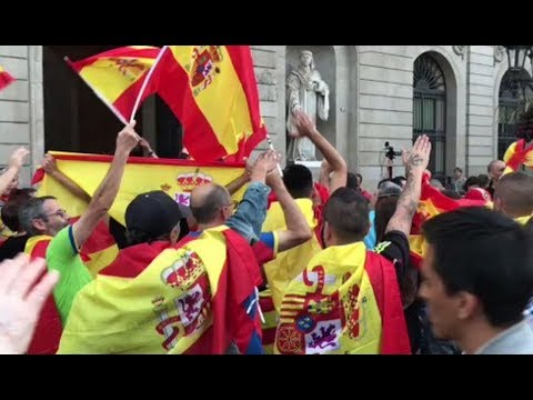 catalonia fascists caught making nazi salutes