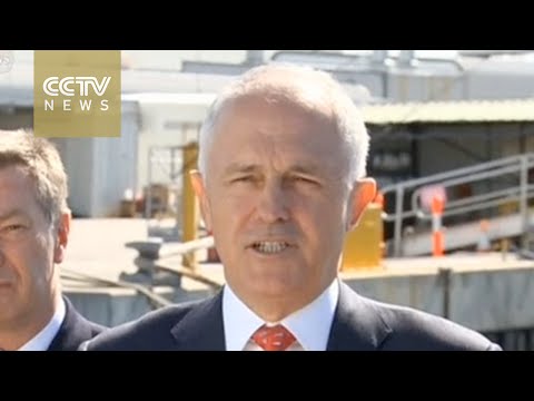 australia snubs japan signs deal with france