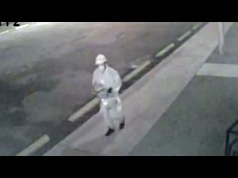 video shows man attempt set