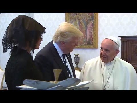 president trump arrives at the vatican pres