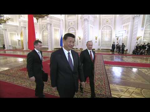 russian president vladimir putin meets chinese leader