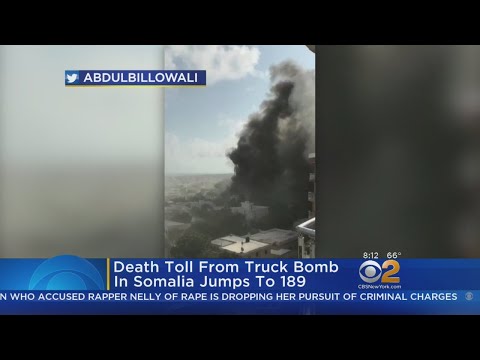 truck bomb kills over 150 in somalias