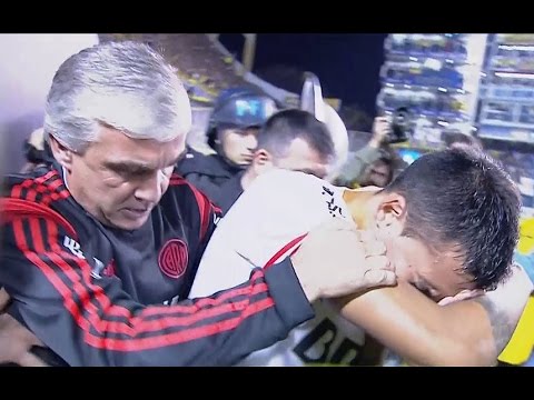 river plate players attacked with tear gas