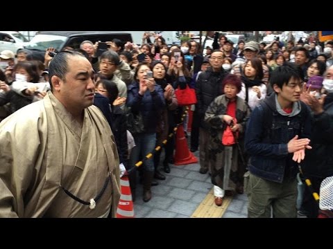 spring grand sumo tournament kicks off in osaka