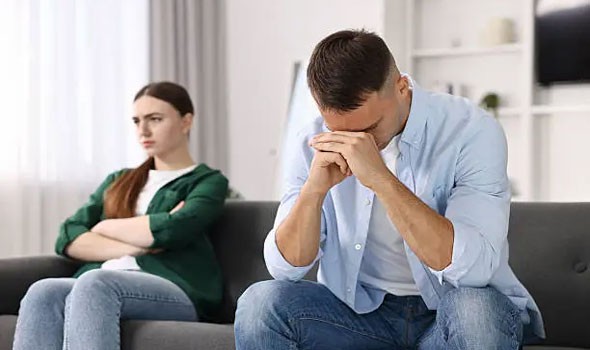  صوت الإمارات - صعوبة التواصل بين الزوجين