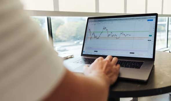  صوت الإمارات - صعوبة التعامل مع الضغط المالي في العمل